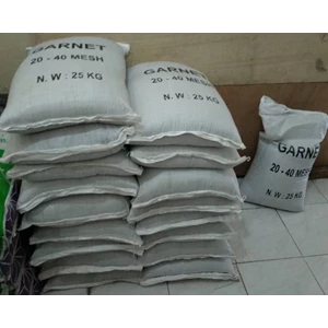 Pasir Garnet: Efektif untuk Surface Preparation Sebelum Painting